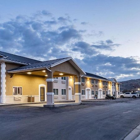 Hotel Super 8 by Wyndham Richfield UT Exterior foto