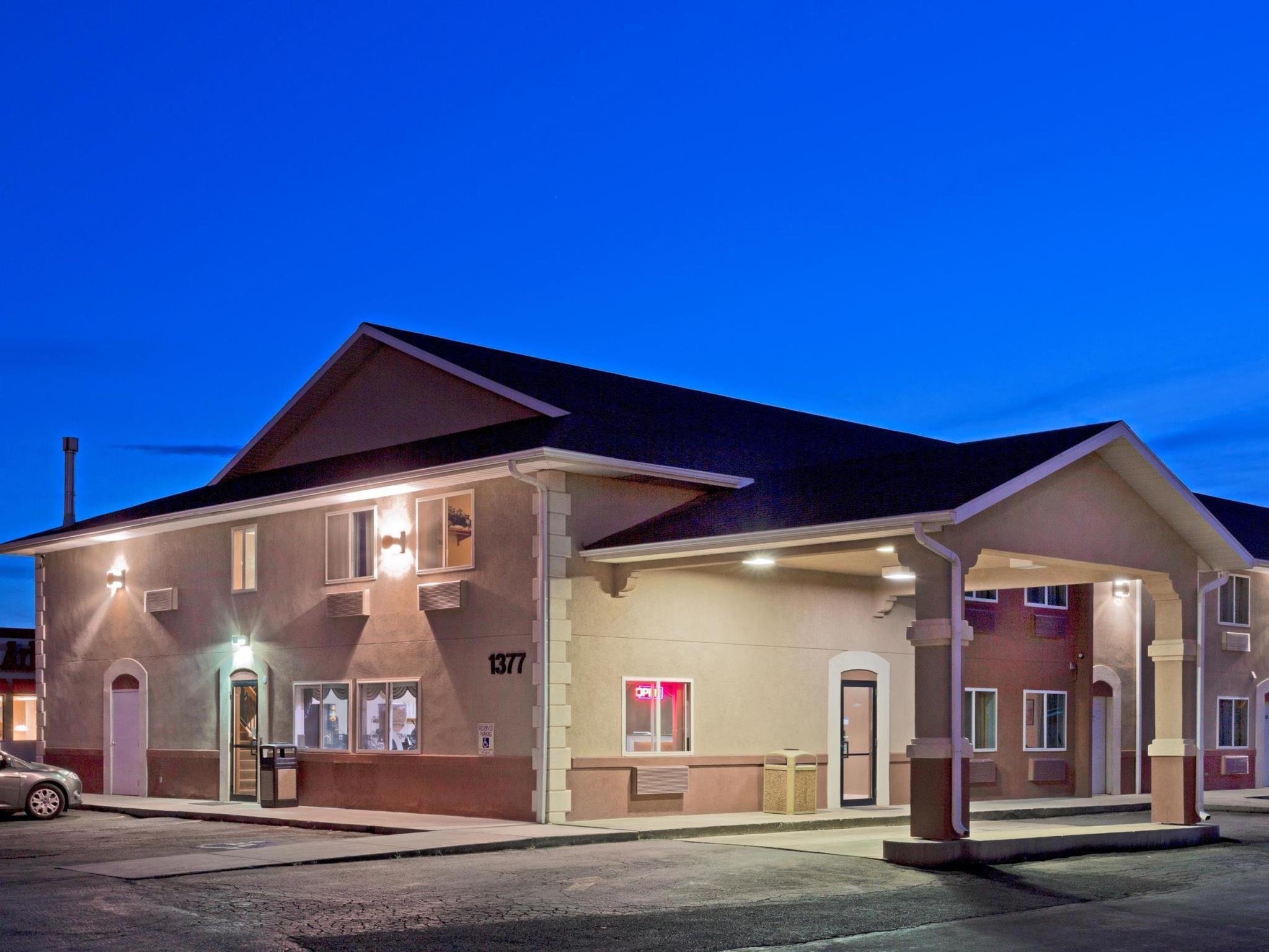 Hotel Super 8 by Wyndham Richfield UT Exterior foto